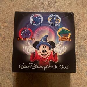Walt Disney World Golf - 4 Ball Golf Ball Set and Collector Ball